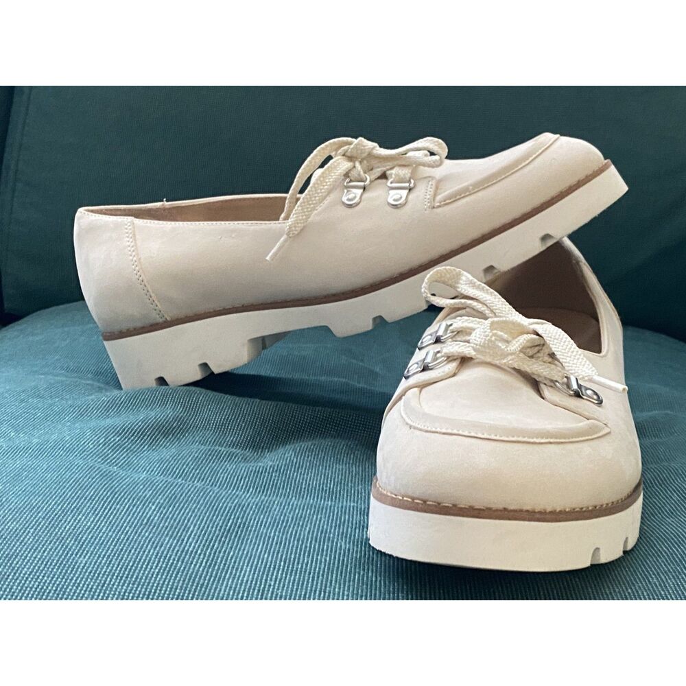 Vionic Teagan Off White Lug Sole Tassel Loafers Platform Slip On Shoes Sz9 NWT